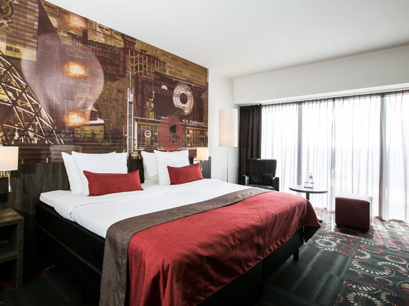 EH---CROWN-HOTEL-EINDHOVEN---EXECUTIVE-KAMER---1.jpg