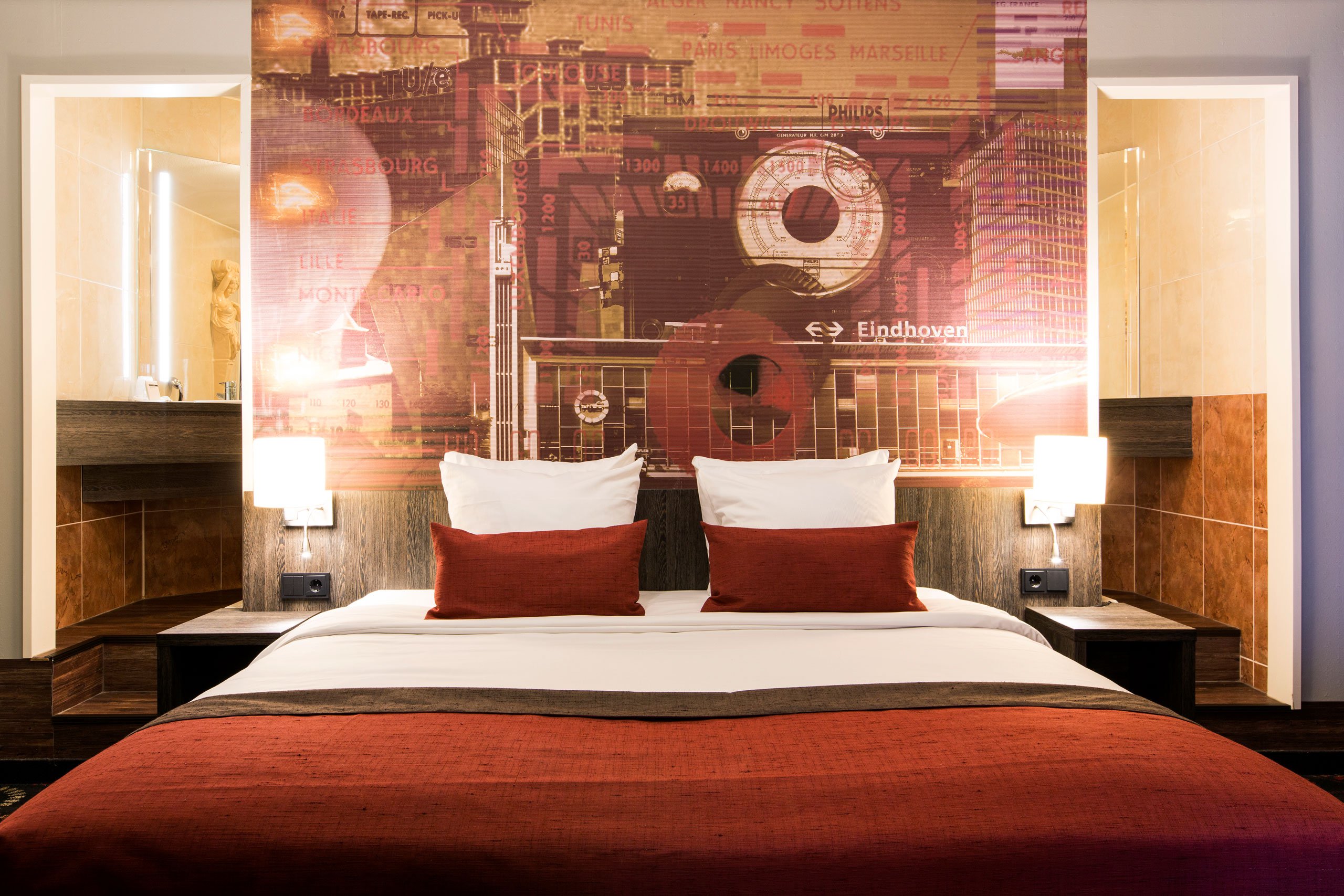 EH---CROWN-HOTEL-EINDHOVEN---SUITE---5.jpg